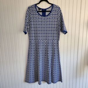 TALBOTS Grecian Jacquard Royal Blue White Geo Fit Flare Sweater Dress size Large